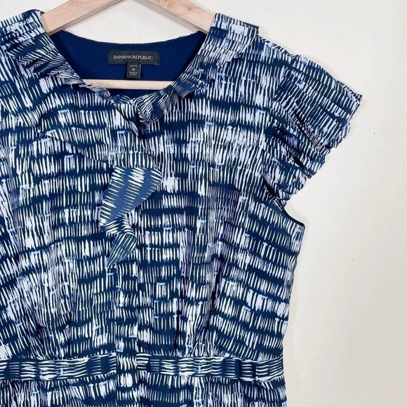 Banana  Republic Sleeveless Ruffle Front Pleated Collar Blue And White Dress - Picture 7 of 16